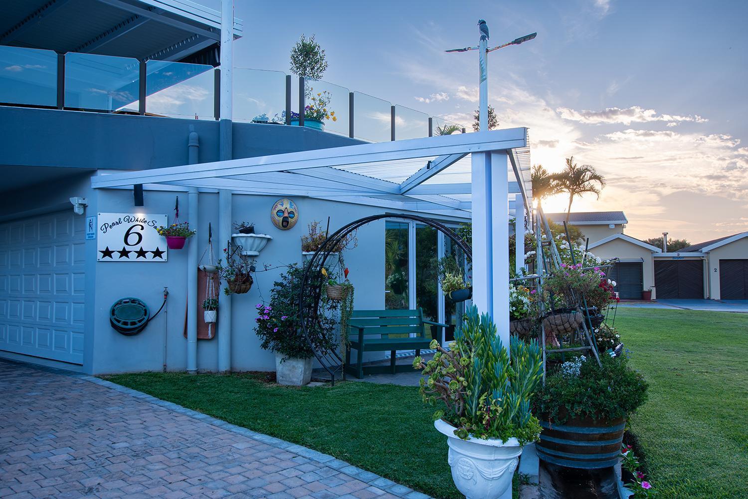 Pearl White Sands Glentana ภายนอก รูปภาพ